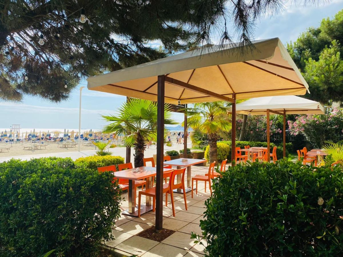 Rumar Hotel Durrës 외부 사진