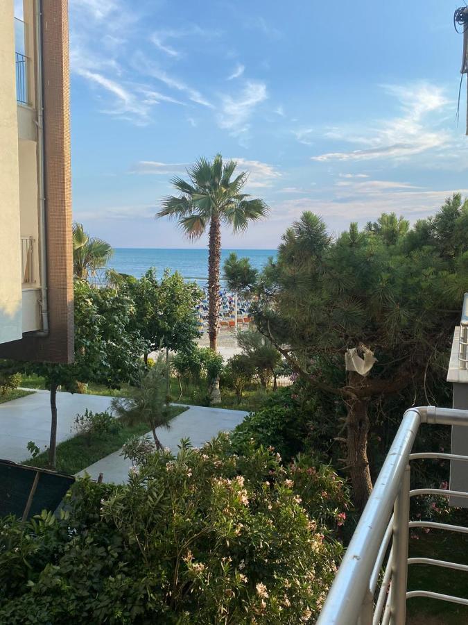 Rumar Hotel Durrës 외부 사진